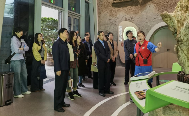 协会党支部参加大观园片区社会组织党建工作机构开展的“红心铸绿 匠心筑梦”主题党日