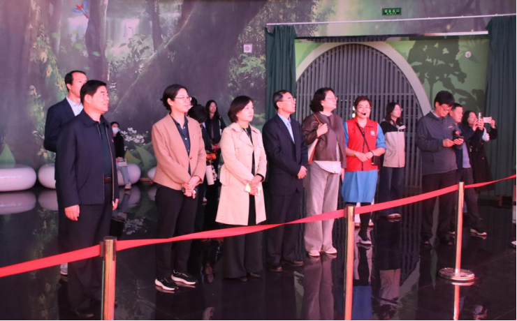 协会党支部参加大观园片区社会组织党建工作机构开展的“红心铸绿 匠心筑梦”主题党日